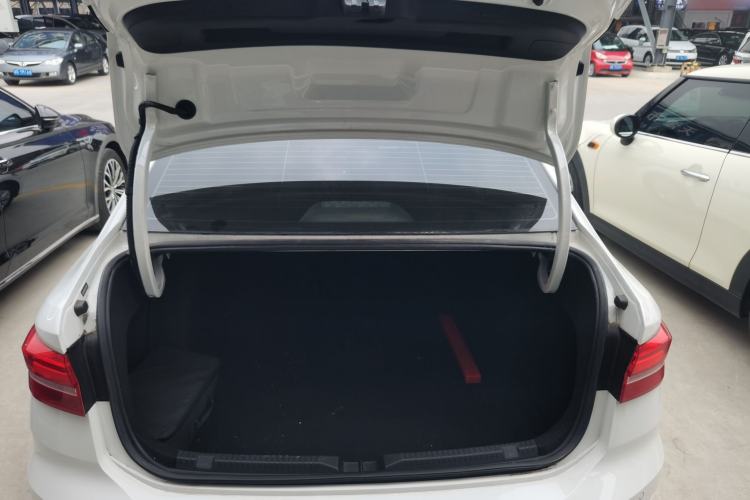 Used Volkswagen Lavida Pure Electric 2019 Enjoyment Edition Trunk