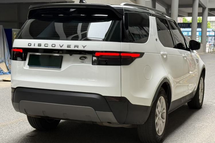 Used Land Rover Discovery 2017 3.0 SC V6 S Exterior 9