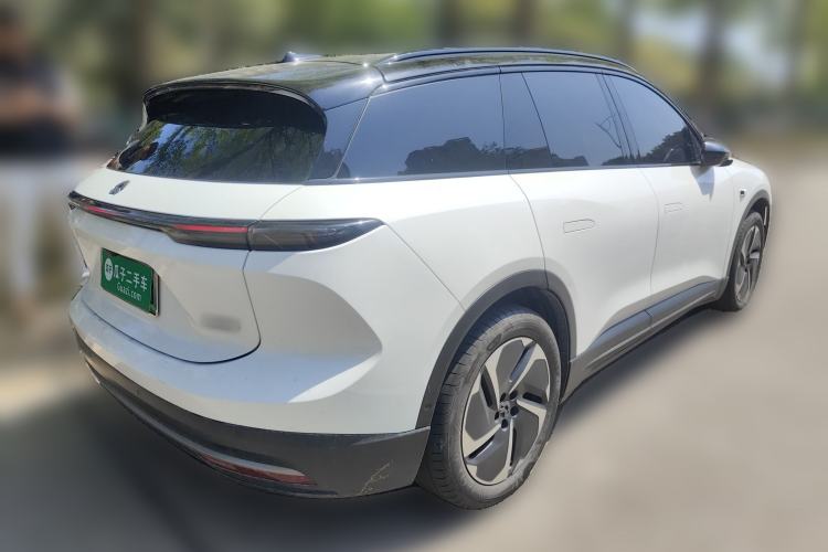 Used Nio ES6 2023 75 kWh
