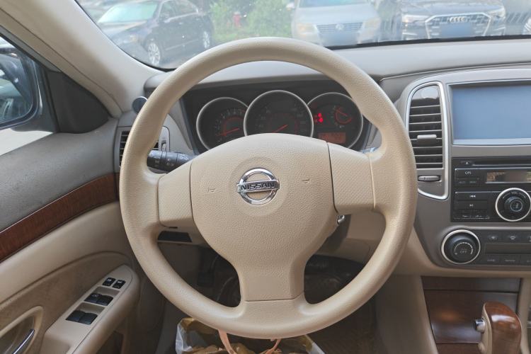 Used Nissan Sylphy 2009 1.6XL Automatic Luxury Sunroof Edition Steering Wheel