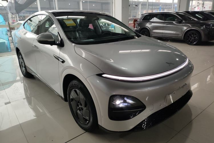 Used XPeng G6 2025 625 Long-Range Max Flagship Edition Exterior 2