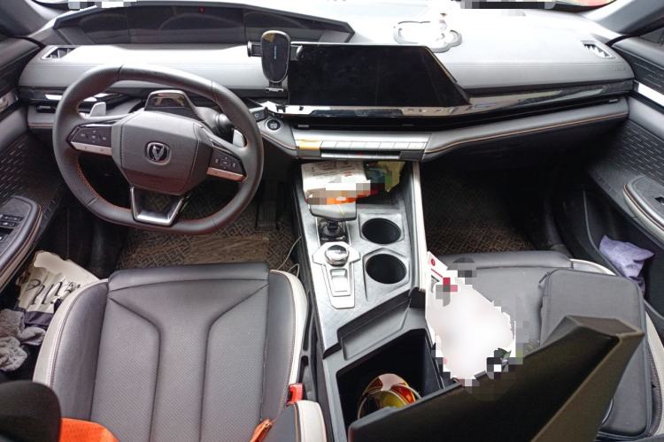 Used CHANGAN UNI-V 2023 1.5T Prestige Model