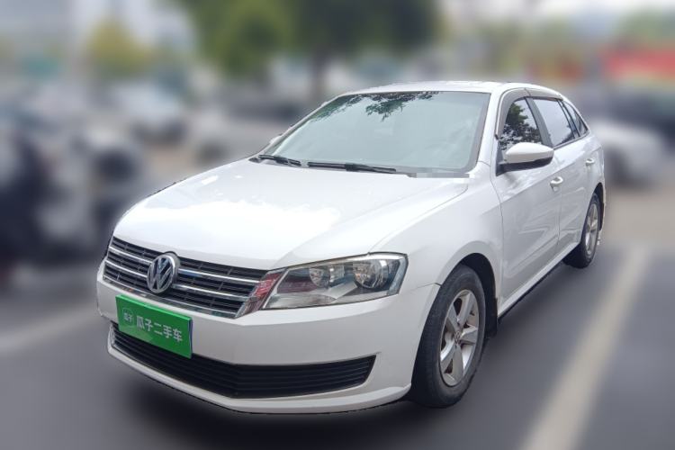 Used Volkswagen Gran Lavida 2013 1.6L Automatic Fashion Model