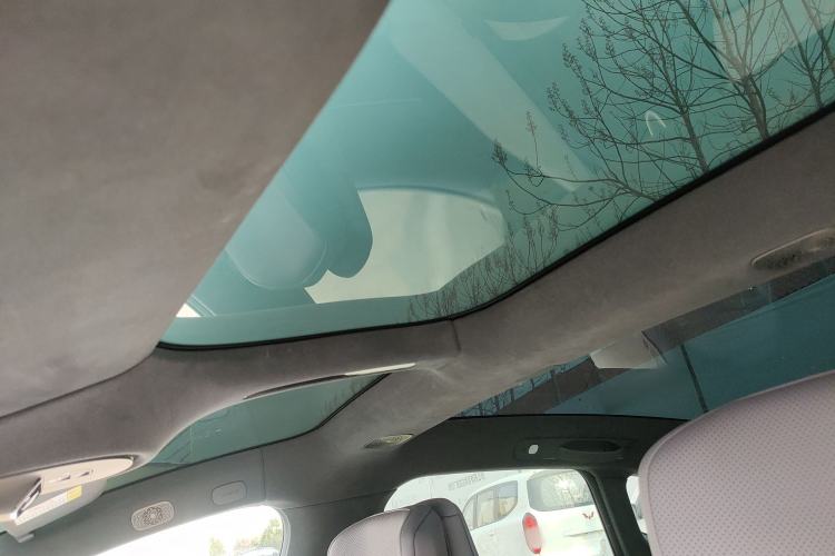 Used Avatr 12 2023 650 Three-Laser Four-Wheel Drive Performance Edition Headliner