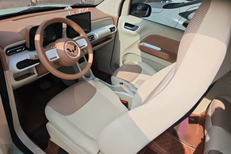 Used Wuling Hongguang MINIEV 2024 3rd Generation 215km Youth Edition Interior 1