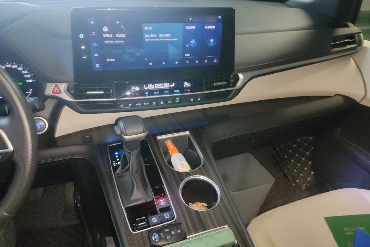 Used Toyota SIENNA 2021 2.5L Hybrid Premium Edition Audio And AC Panel