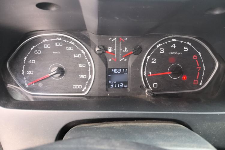 Used Leopaard Q6 2015 2.4L Manual 4x4 Excellence Edition
