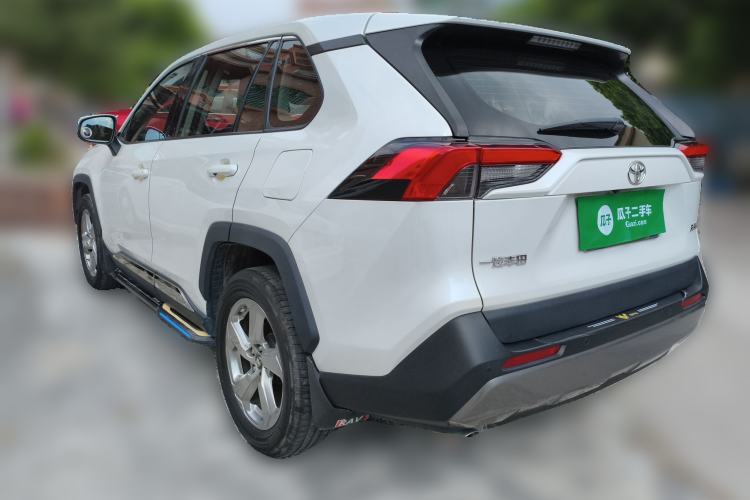 Used Toyota RAV4 2022 2.0L CVT Two-Wheel Drive Fashion Plus Edition