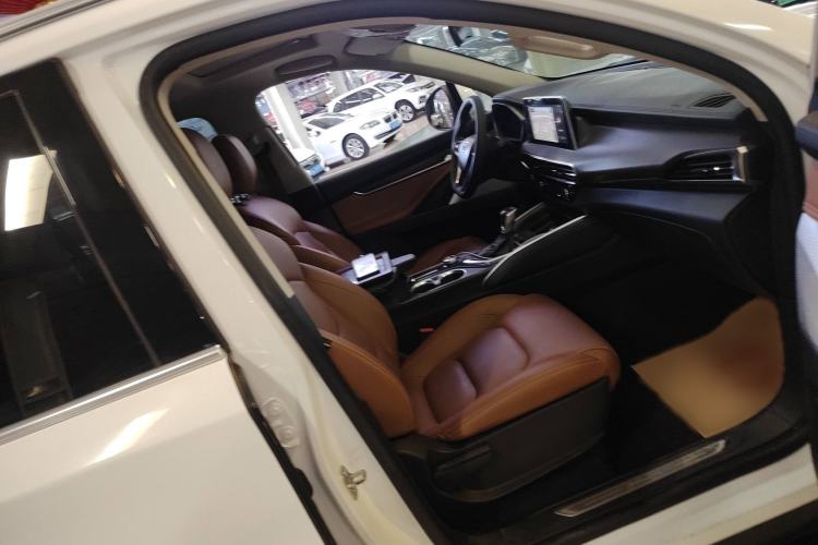 Used SAIC MAXUS D90 2017 2.0T Automatic All-Wheel Drive Sirius
