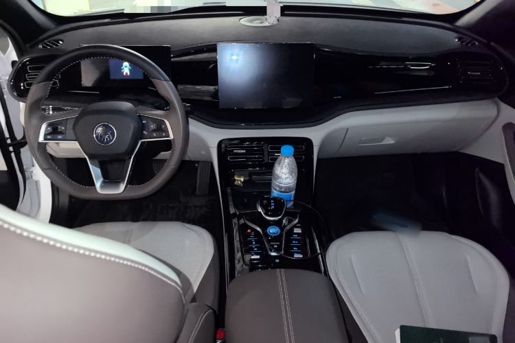 Used BYD Qin PLUS 2024 HONOR Edition DM-i 55KM Leading Model