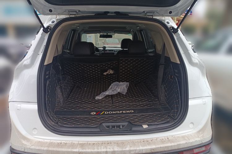 Used Dongfeng Fengon 580 2018 Revised Version 1.8L Manual Comfort Edition Trunk