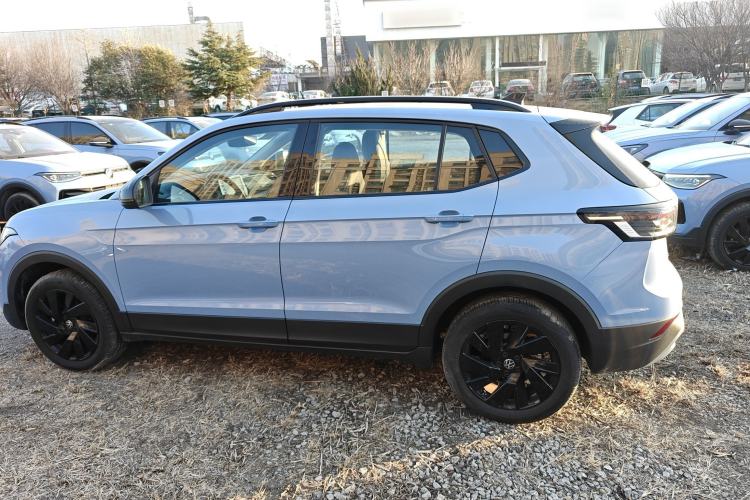 Used Volkswagen Tharu 2025 NewRui 300TSI Prestige Edition
