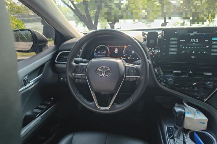 Used Toyota Camry 2021 2.5G Luxury Edition Steering Wheel