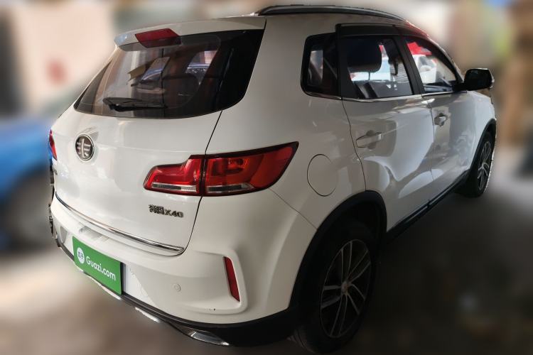 Used Bestune X40 2017 1.6L Automatic Prestige Edition
