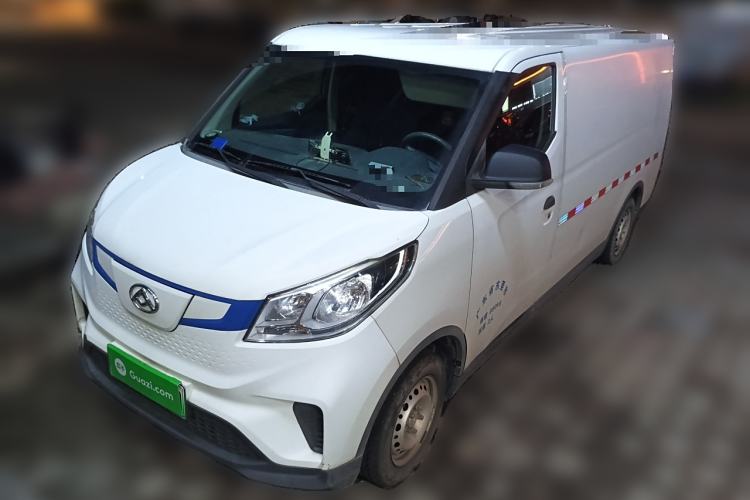 Used SAIC MAXUS EV30 2019 City Logistics Vehicle Fast Delivery Version Long Wheelbase Mengguli 35 kWh