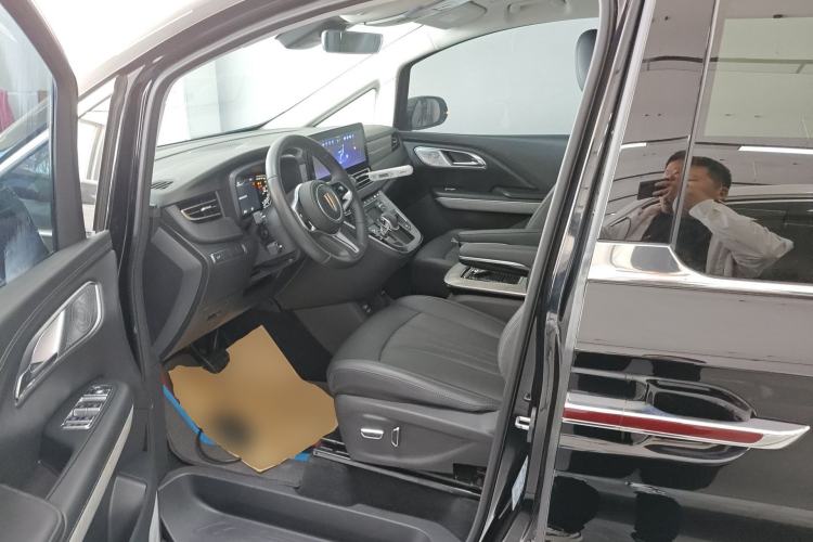 Used Hongqi HQ9 2023 2.0T Smart Connect Flagship Edition Left Front Seat