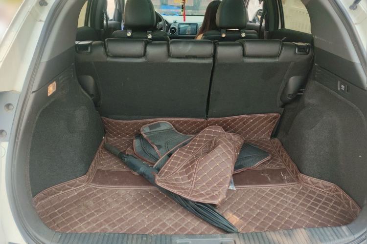 Used Honda XR-V 2017 1.8L EXi CVT Comfort Version Trunk