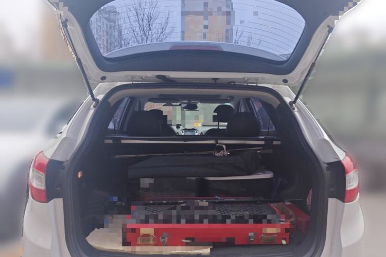 Used Hyundai ix35 2013 2.0L Automatic Two-Wheel Drive Smart GLS China IV Standard