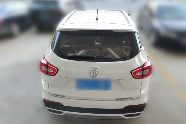 Used Baojun 510 2017 1.5L Manual Fashion Model
