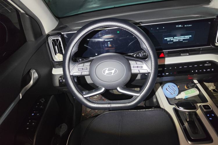 Used Hyundai ix35 2023 Musso 2.0L Deluxe Edition DLX
