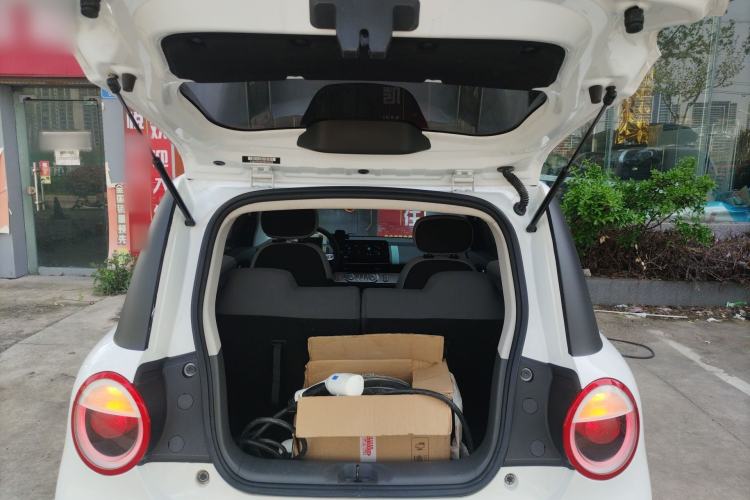 Used CHANGAN NEVO Lumin 2022 210km Sweet Edition Trunk