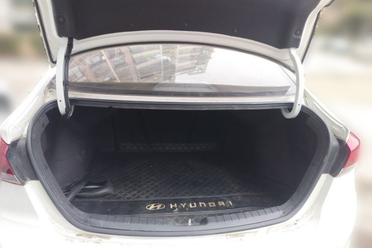 Used Hyundai Elantra (6th Generation / Lingdong) 2016 1.6L Automatic ZhiXuan – Elite Version Trunk