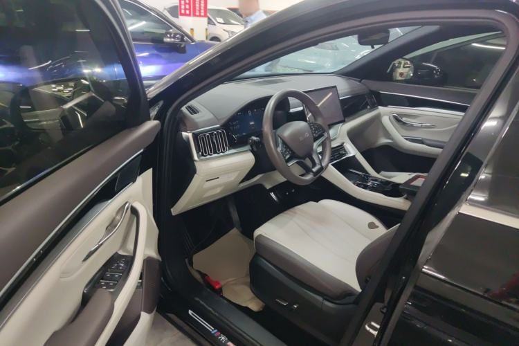 Used BYD Song PLUS New Energy 2025 EV Intelligent Driving Edition 520km Luxury Model
