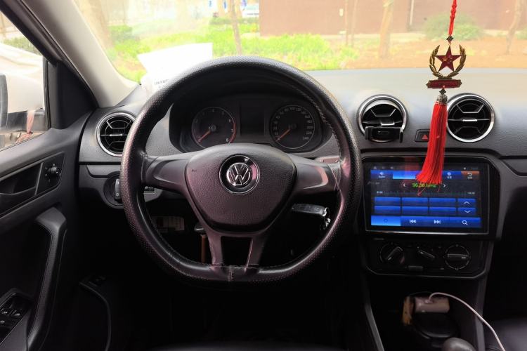 Used Volkswagen Jetta 2017 1.5L Manual Fashion Edition
