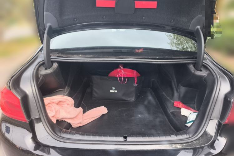 Used BMW 5 Series 2018 Facelifted 530Li Luxury Edition Premium Package