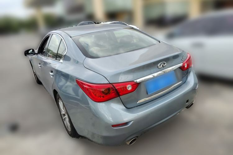Used Infiniti Q50 2014 2.0T Comfort Edition
