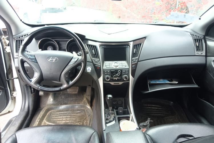 Used Hyundai Sonata 2011 2.0L Automatic Top-Grade Version
