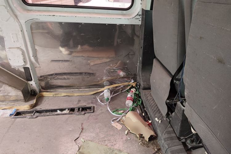 Used Ford Transit 2017 2.0T Diesel Multi-Purpose Commercial Vehicle Short Wheelbase Low Roof China V Standard