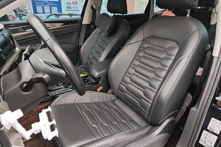 Used Volkswagen Passat 2019 330TSI Elite Edition China VI