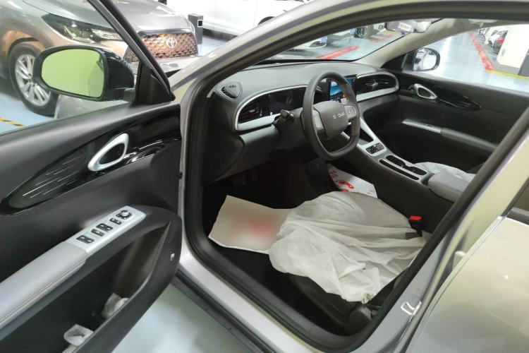 Used Geely Galaxy Geome 2026 Model 310km Youth Edition Driver Seat