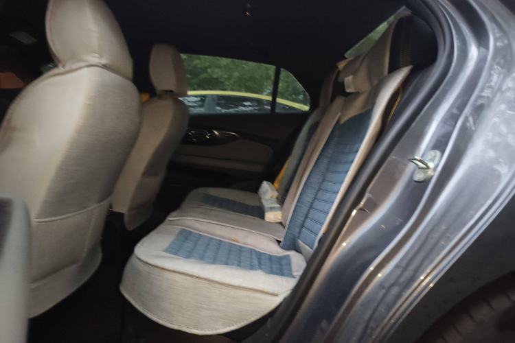 Used GAC Trumpchi EMPOW 2021 270T DCT J16 Version Left Rear Seat