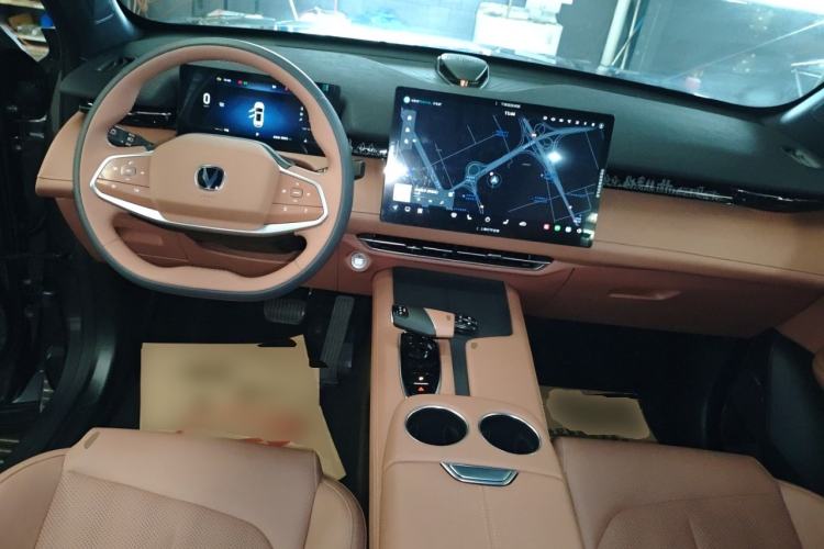 Used CHANGAN UNI-Z 2025 1.5T Premium Edition Center Console