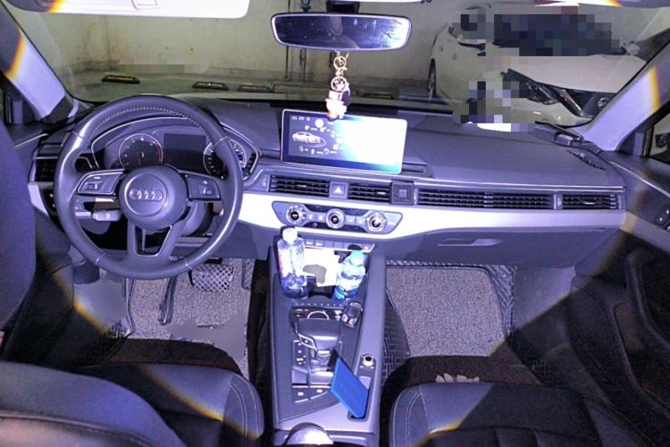 Used Audi A4L 2017 Plus 40 TFSI Ambition Model Center Console