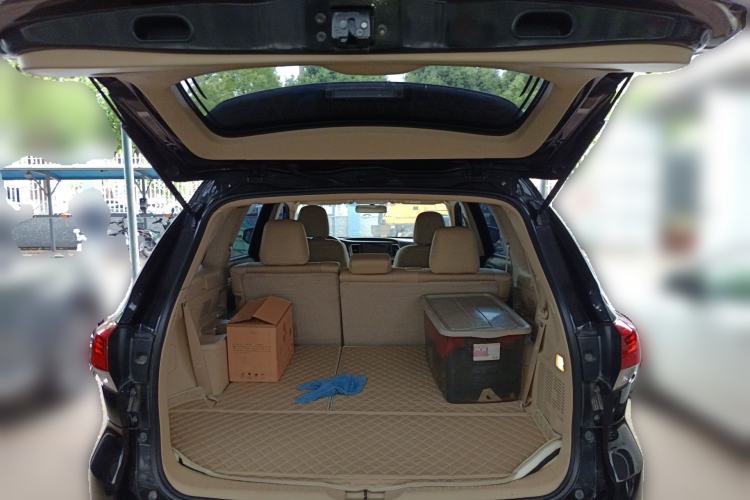 Used Toyota Highlander 2018 2.0T Four-Wheel Drive Elite Edition 7 Seats China V Standard Trunk