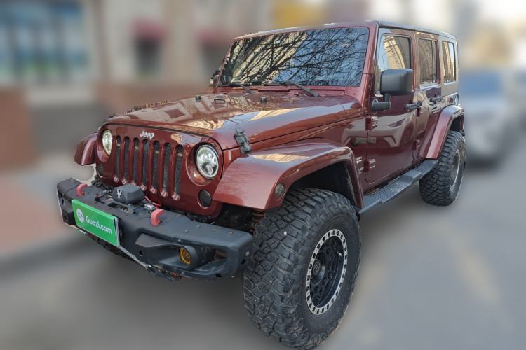 Used Jeep Wrangler 2010 3.8L Sahara Four-Door Edition