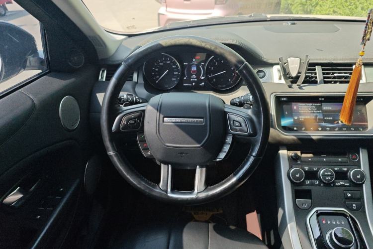 Used Land Rover Range Evoque 2018 240 PS SE Smart Brilliance Edition