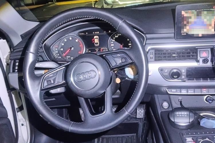 Used Audi A5 2019 Sportback 40 TFSI Fashion Model Steering Wheel