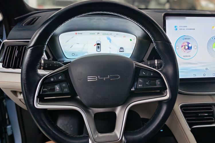Used BYD Song PLUS New Energy 2023 Champion Edition EV 605KM Flagship PLUS Steering Wheel