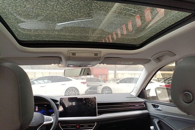 Used Volkswagen Sagitar 2025 Revised Version Three 300TSI DSG Excellence Edition Headliner