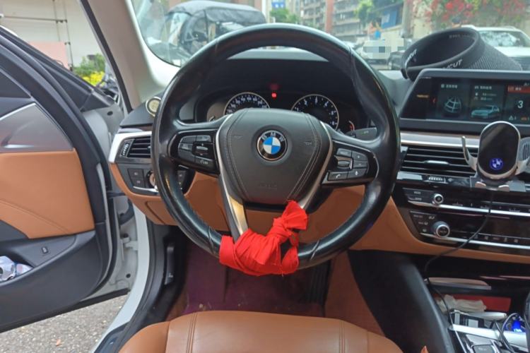 Used BMW 5 Series 2018 528Li Launch Special Edition Steering Wheel