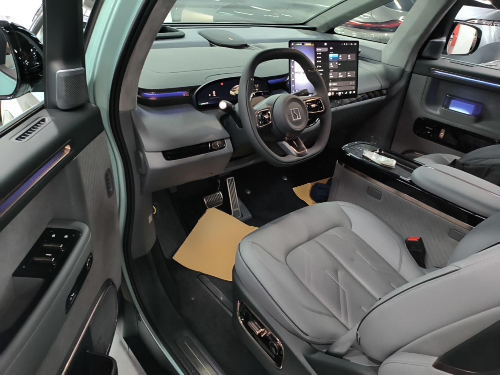 Zeekr MIX 2025 Long-Range Intelligent Driving Edition — снимка 20