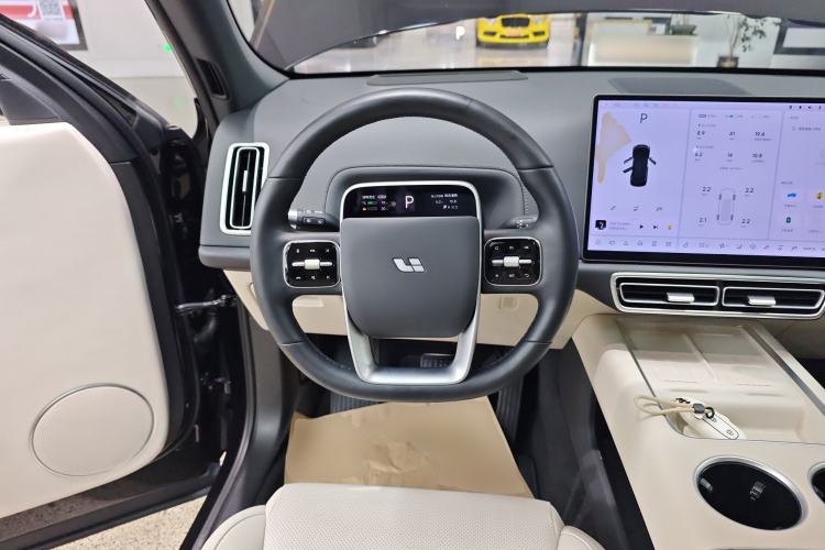 Used Li Auto L7 2024 Pro Model
