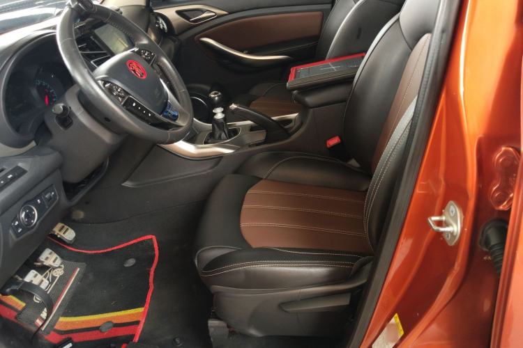 Used BYD Song 2017 Gaishi Upgrade Edition 1.5TI Manual Elite Model Left Front Seat