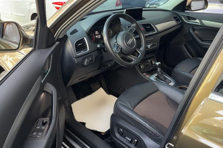 Used Audi Q3 2018 30th Anniversary Edition 35 TFSI Fashion Model Interior 1