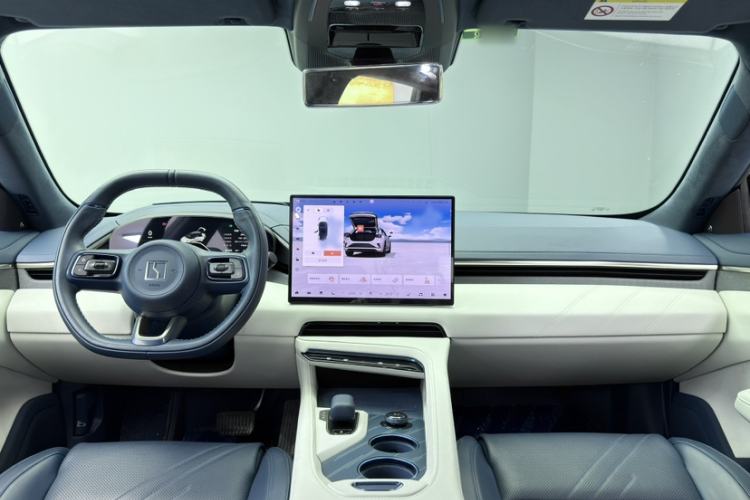 Used Zeekr 001 2025 WE Edition 100 kWh Rear-Wheel Drive