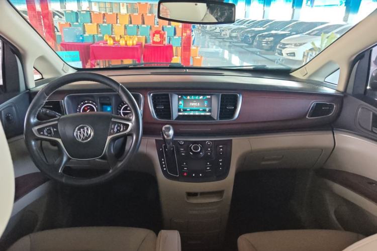 Used Buick GL8 2018 28T Luxury Model China VI Standard